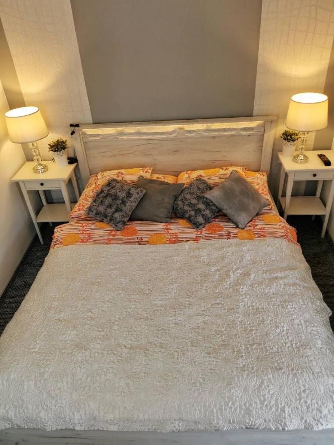 Foglal-Lak Apartman Έγκερ Εξωτερικό φωτογραφία