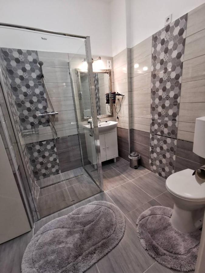 Foglal-Lak Apartman Έγκερ Εξωτερικό φωτογραφία