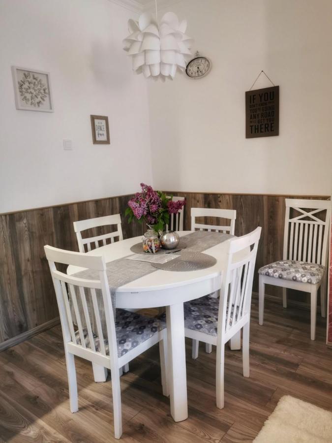 Foglal-Lak Apartman Έγκερ Εξωτερικό φωτογραφία